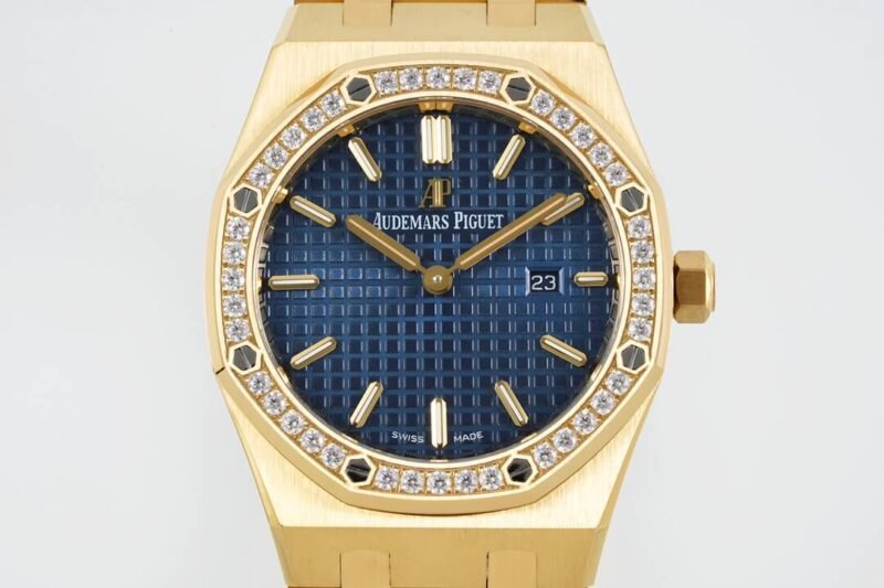 Royal Oak Ladies 67651 33mm Dia YG/YG Blue ZF Swiss Qtz