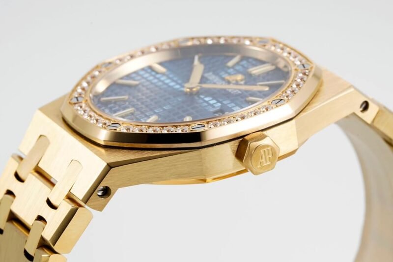 Royal Oak Ladies 67651 33mm Dia YG/YG Blue ZF Swiss Qtz