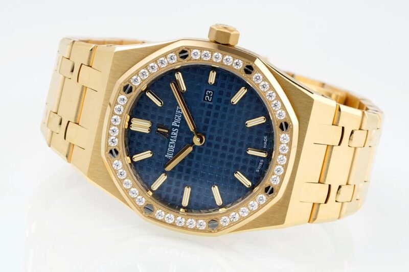 Royal Oak Ladies 67651 33mm Dia YG/YG Blue ZF Swiss Qtz